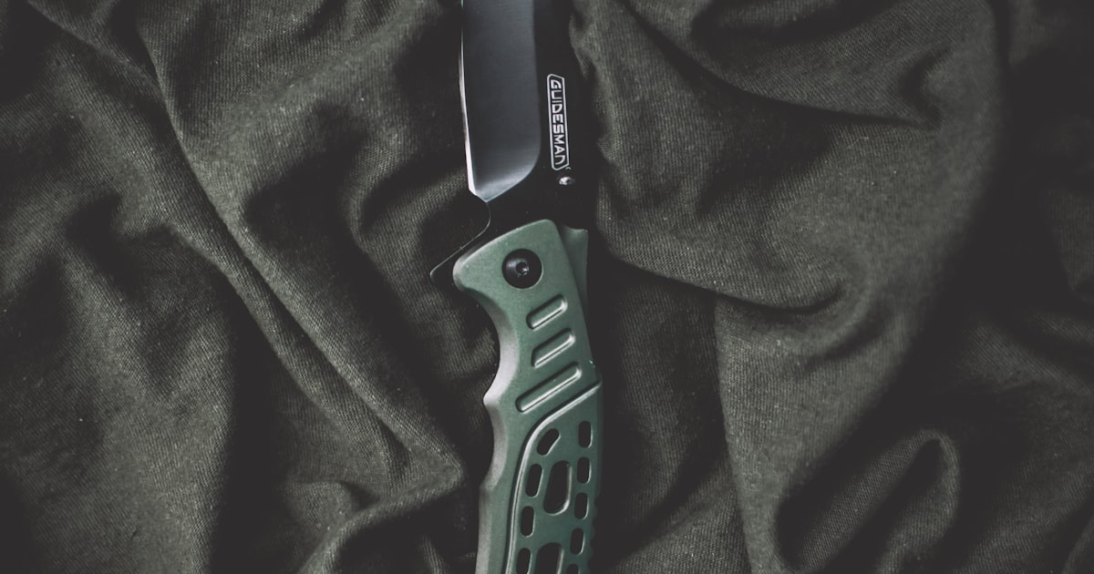 Best EDC Knives for Beginners: Where to Start Without Wasting Money